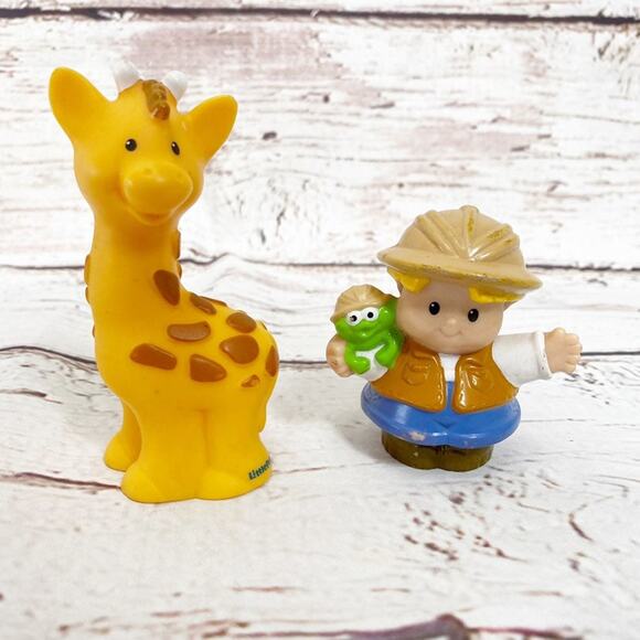 Vintage 1997 Little People Zoo Keeper Eddie and Giraffe - Picture 1 of 2
